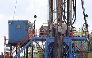Industry-backed fracking bill clears House panel